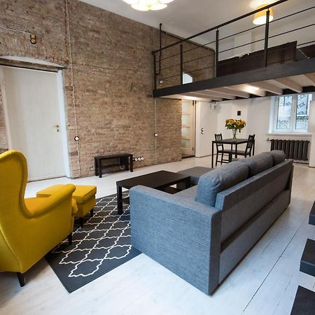 Stylish Studio Apartment In The Heart Of รีกา ภายนอก รูปภาพ